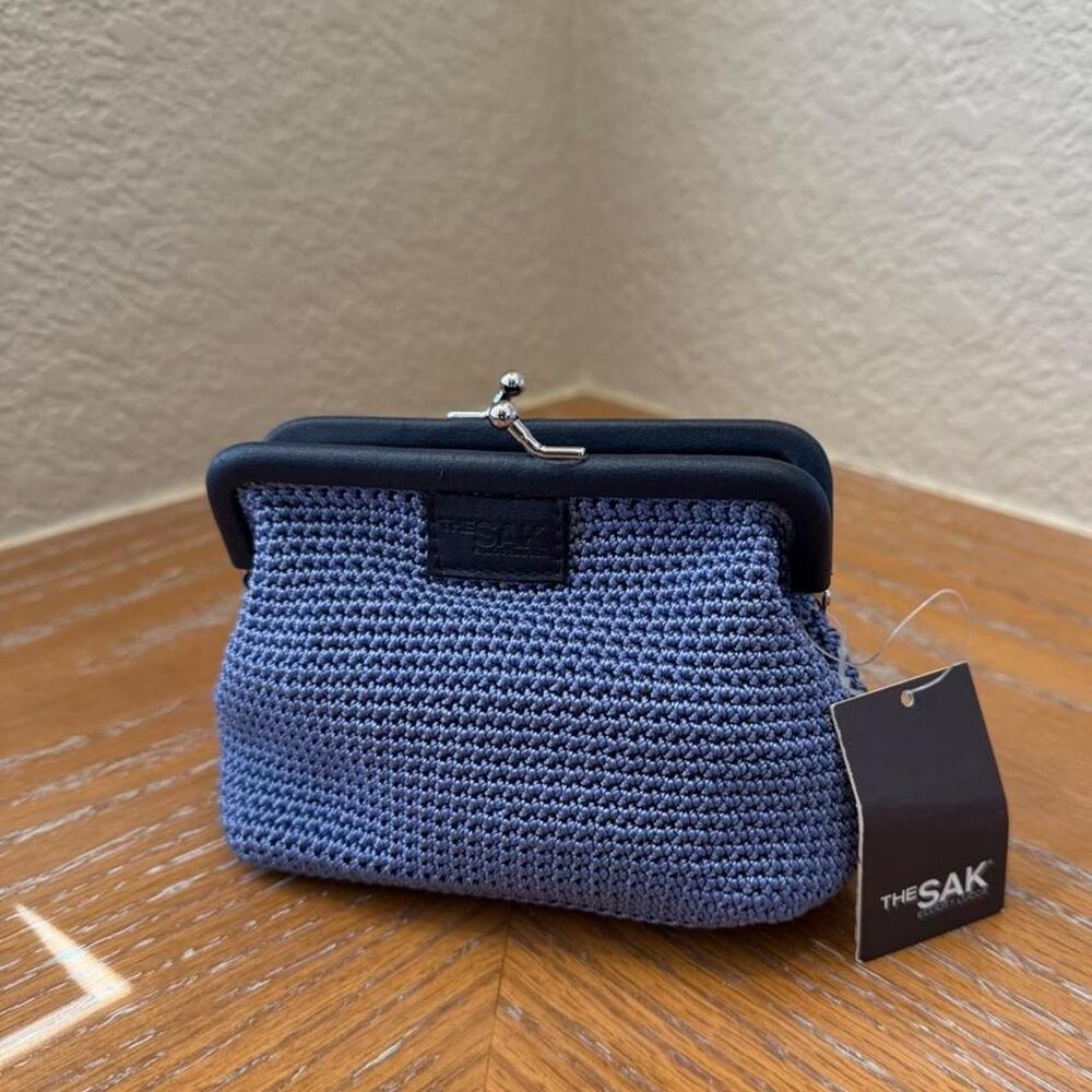 NWT Vintage The Sak Blue Crochet Kiss-lock Snap Coin Purse Clutch